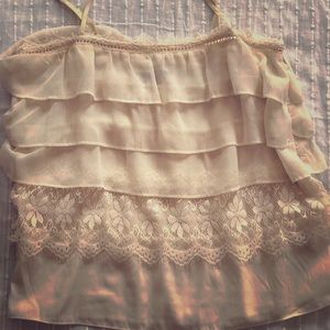 Tiered lace American Eagle cream top